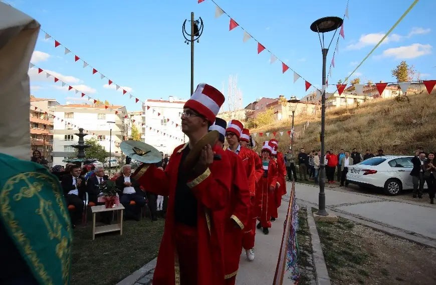 acilisimizdan-kareler-22