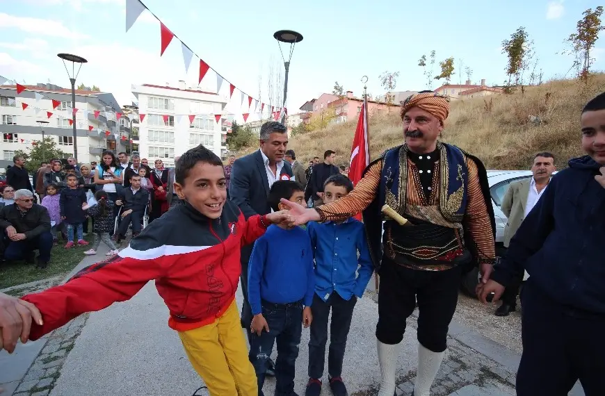 acilisimizdan-kareler-33