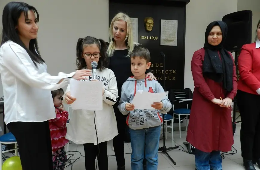 23-nisan-gosterimiz-23